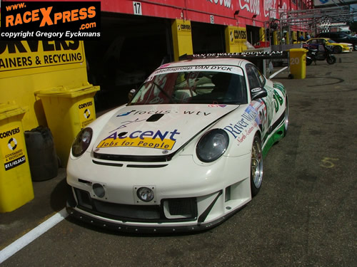 Nieuwe Porsche GT3 RS voor Frank Thiers/Guy Van Mol!
